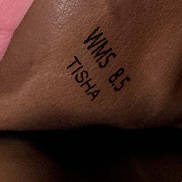 Report Tisha ankle booties 8.5 tan faux leather pointy cap toe slip on mules - Picture 11 of 13